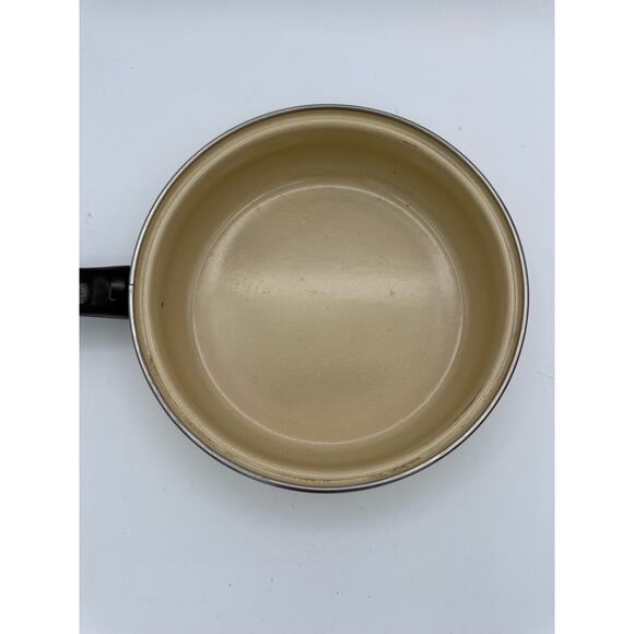 Vintage Pfaltzgraff 7" Metal Skillet Fry Pan Village Brown and Tan Made in USA - Picture 5 of 9